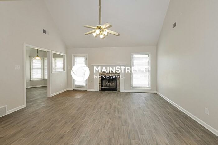 4571 Wood Fox Cv - Photo 2 of 18