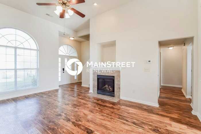 4848 Ashcroft Dr - Photo 4 of 18