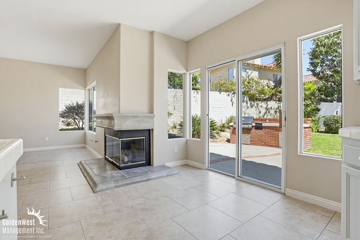 12457 Mona Lisa St - Photo 6 of 19