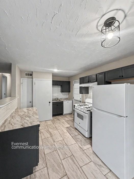 4624 Sunnybrook St - Photo 2 of 17