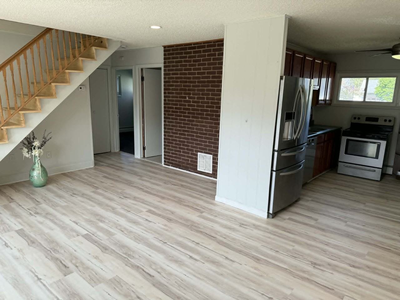 5 Nickelhill Ln #NA - Photo 3 of 33