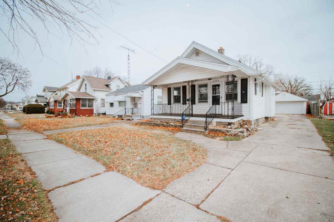 4220 Caroline Ave #NA - Photo 2 of 23