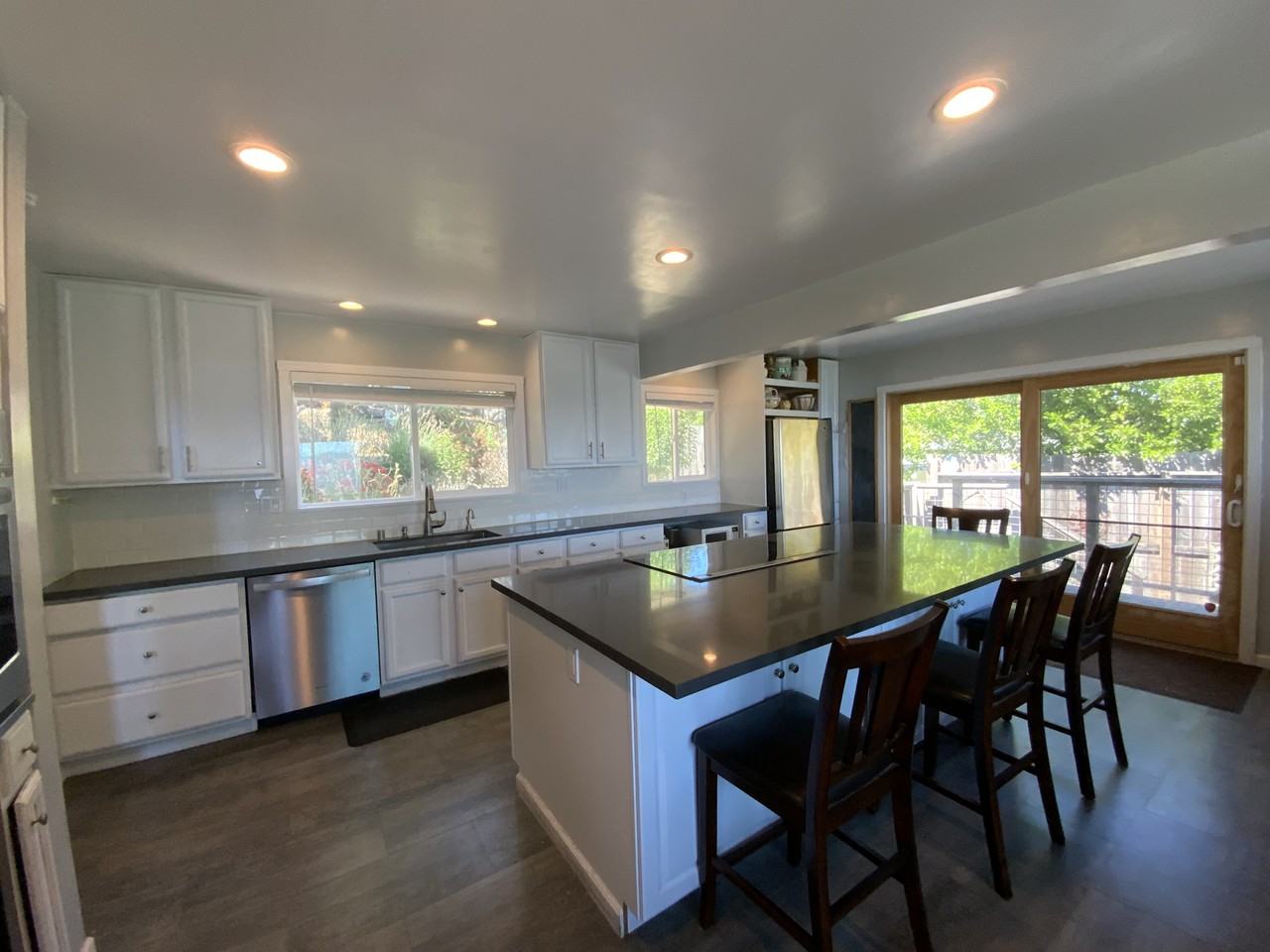 32 Oakhurst Rd #NA - Photo 7 of 24