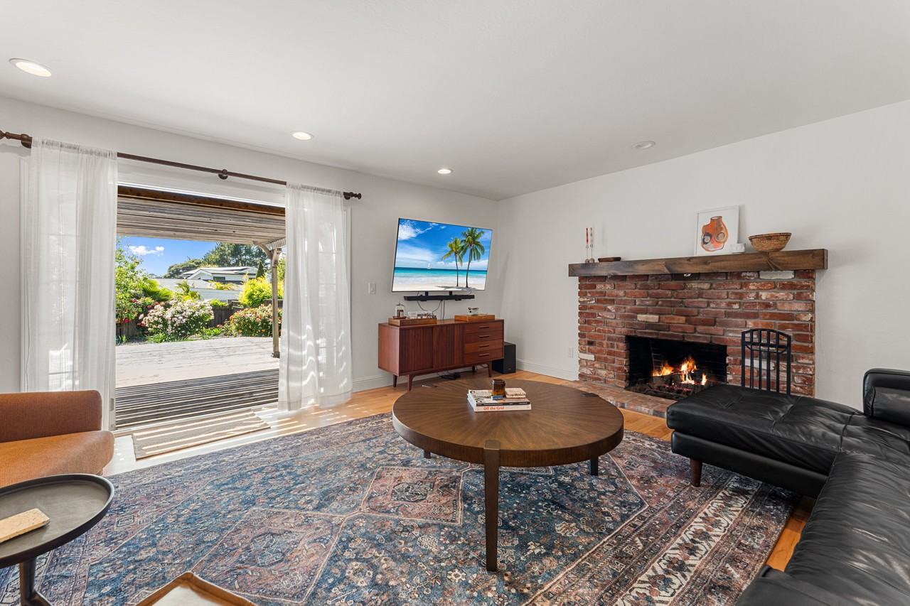 1725 Jennifer Dr #NA - Photo 3 of 21