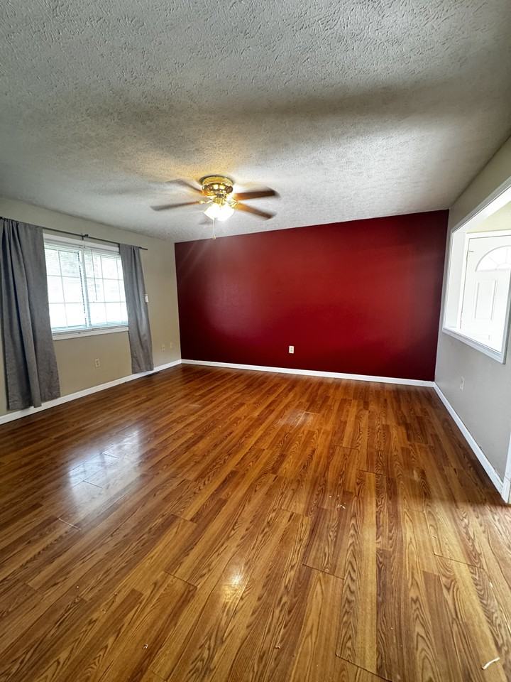 15275 Transit Rd #NA - Photo 6 of 20