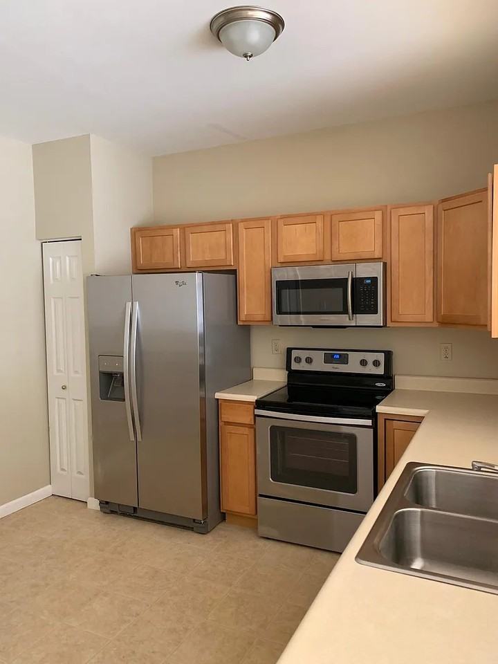 4926 Heritage Heights Cir #NA - Photo 2 of 7