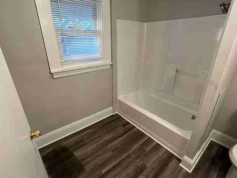 579 Sanford Ave #NA - Photo 5 of 14