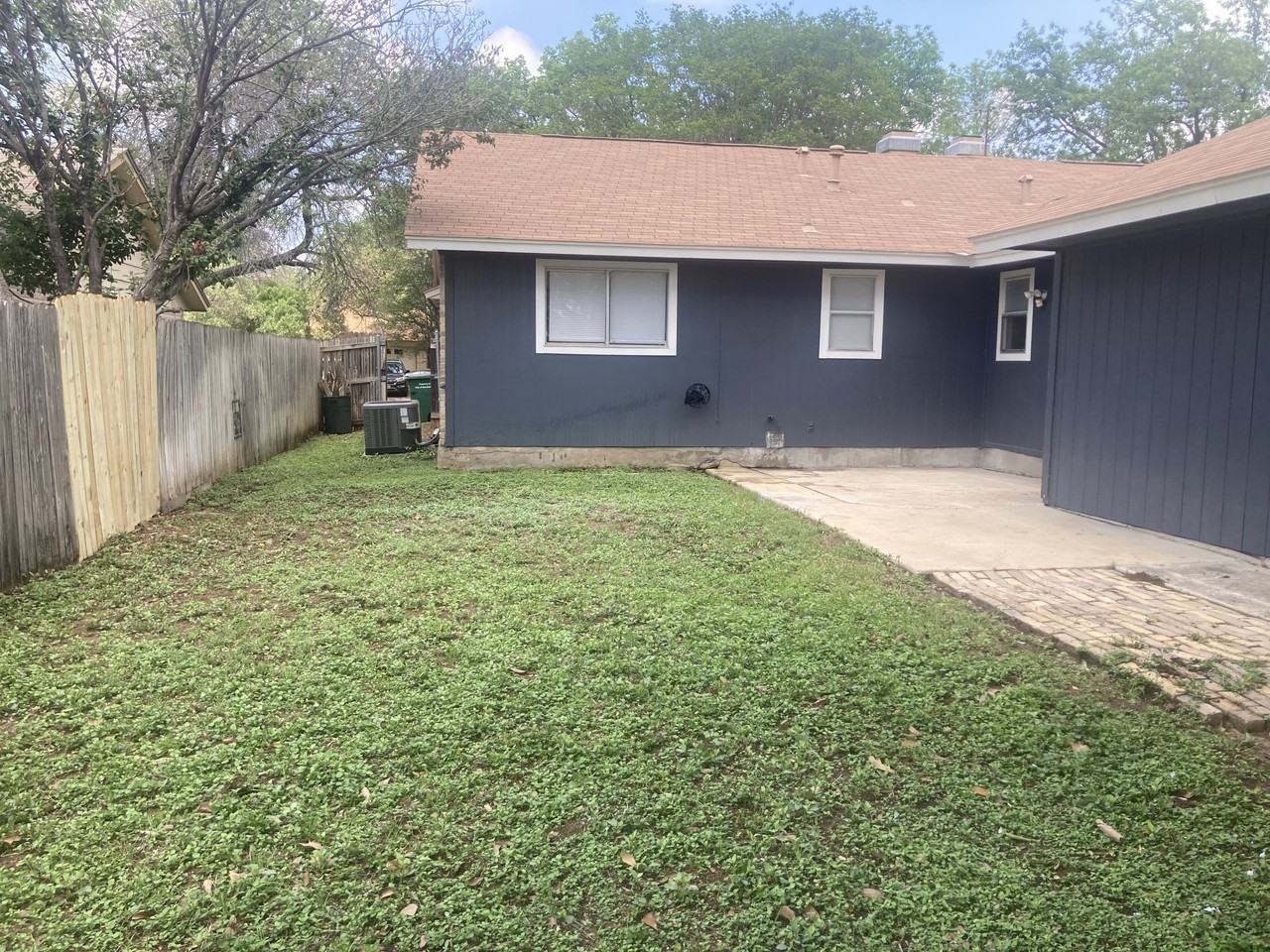 8018 Echo Wind St #NA - Photo 6 of 12