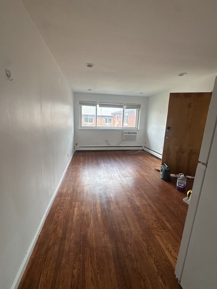 378 Valley St #B5 - Photo 4 of 8