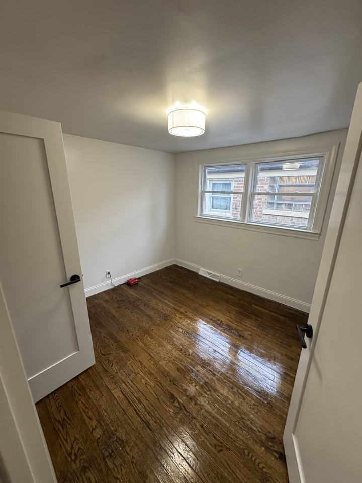 8924 S Paulina St #NA - Photo 4 of 8