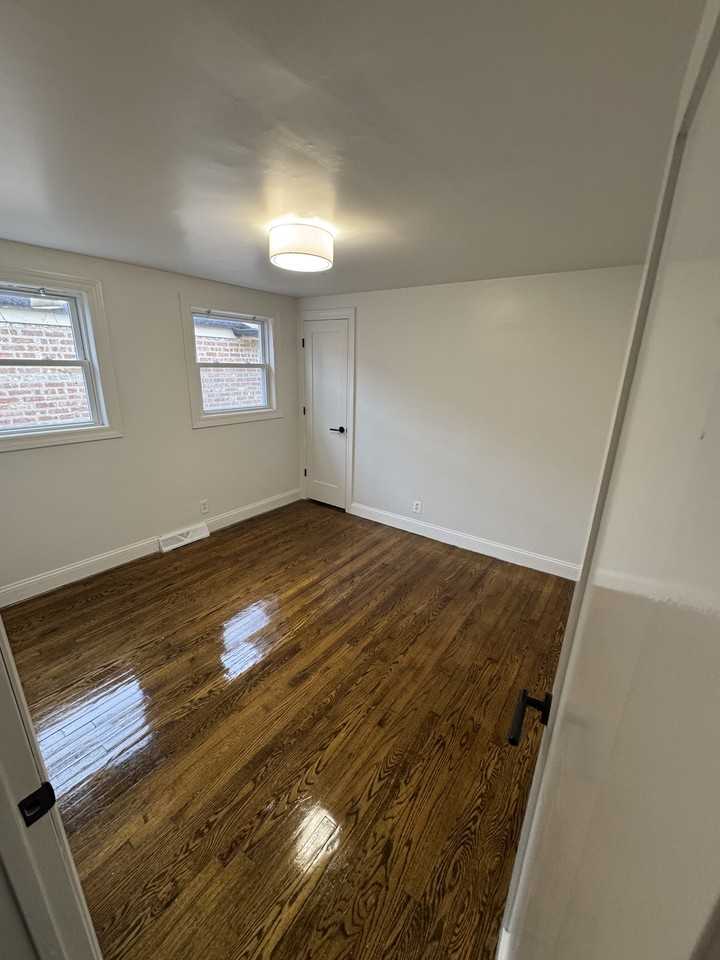 8924 S Paulina St #NA - Photo 5 of 8