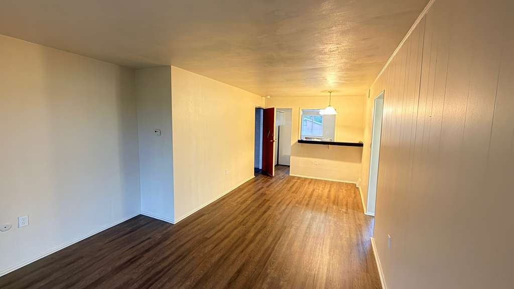 514 Guyasuta Rd #2 - Photo 5 of 12