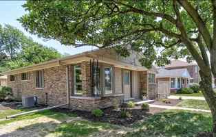 featured image of 473 N Highview Ave #NA