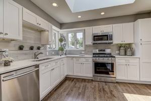 featured image of 473 N Highview Ave #NA