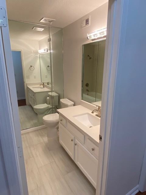 13715 Richmond Park Dr N #102 - Photo 7 of 20