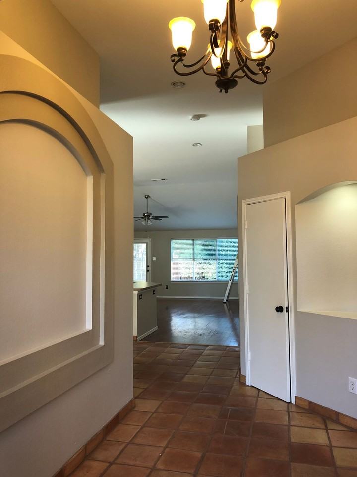 317 Tanglewood Pl #NA - Photo 2 of 17