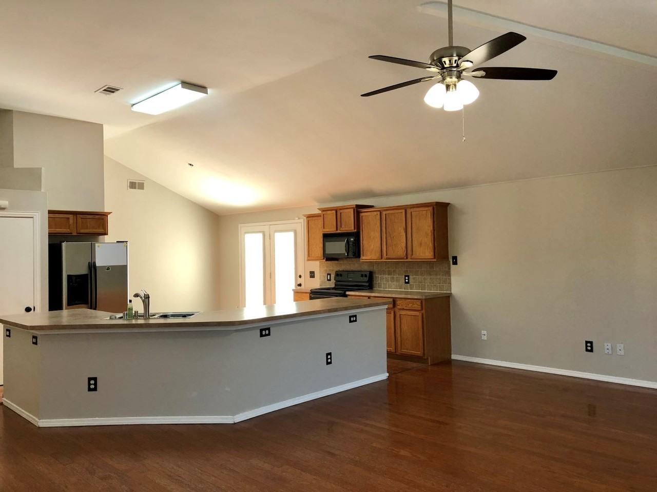 317 Tanglewood Pl #NA - Photo 4 of 17