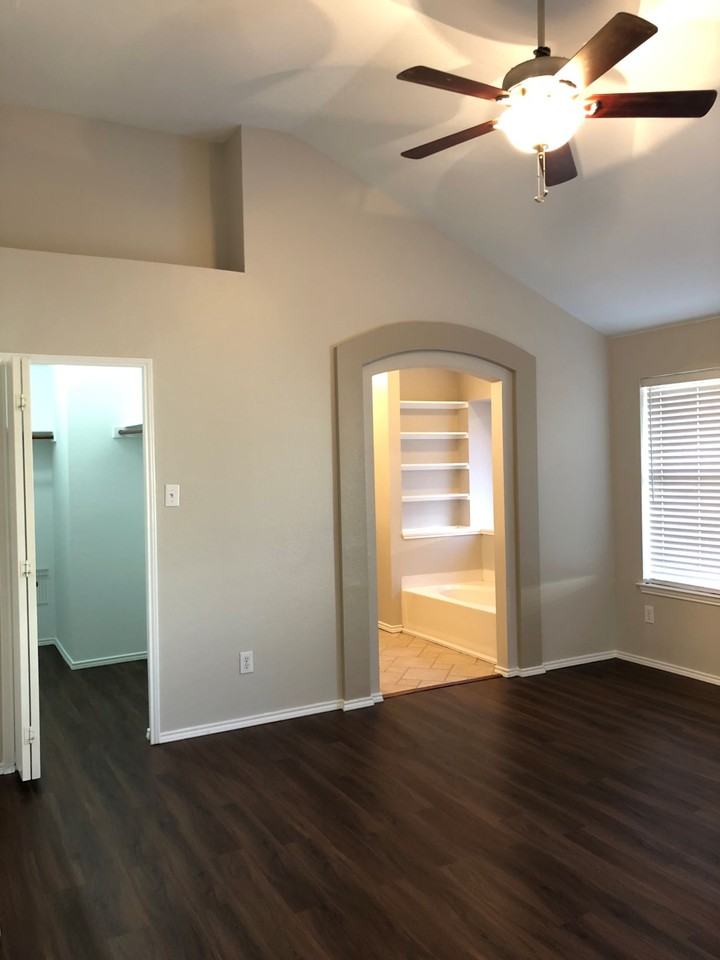 317 Tanglewood Pl #NA - Photo 7 of 17