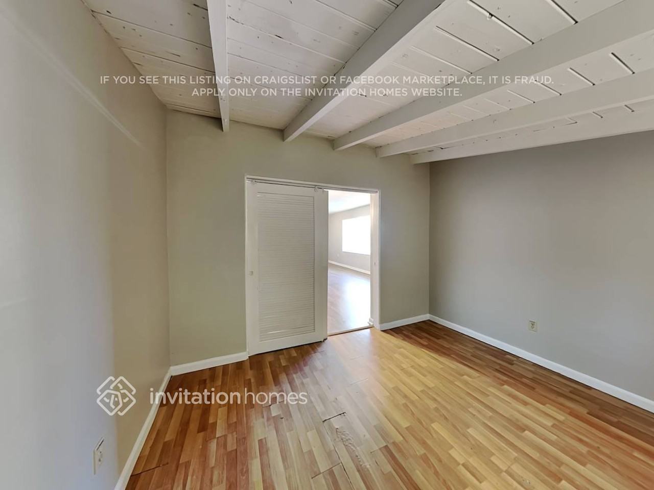 401 Nw 48th Ter - Photo 7 of 21