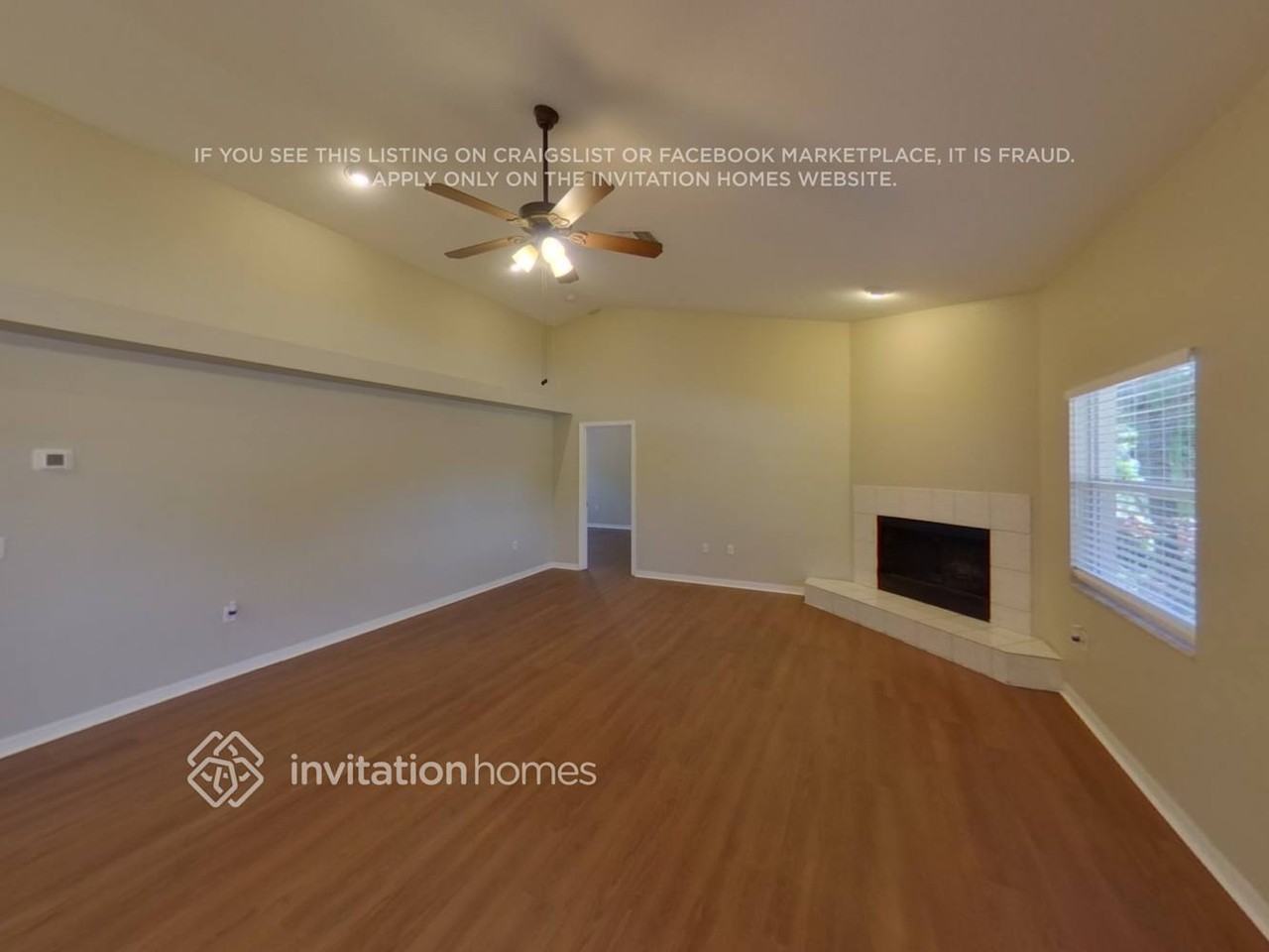 194 Vermont Ave - Photo 3 of 19