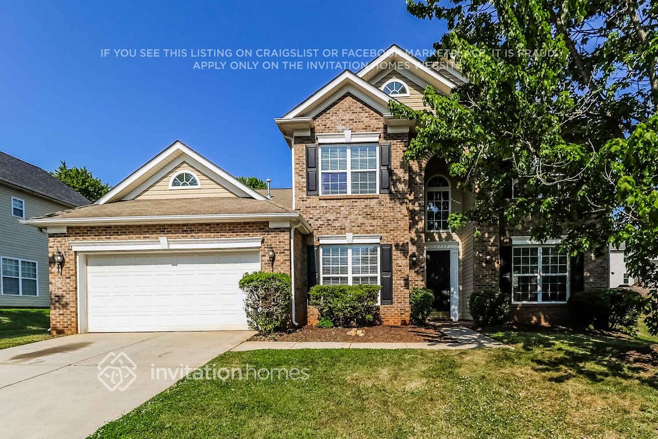 16733 Winston Oaks Ct