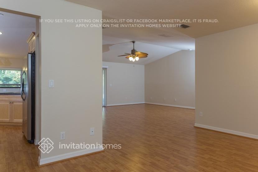 833 Se Lansdowne Ave - Photo 6 of 23