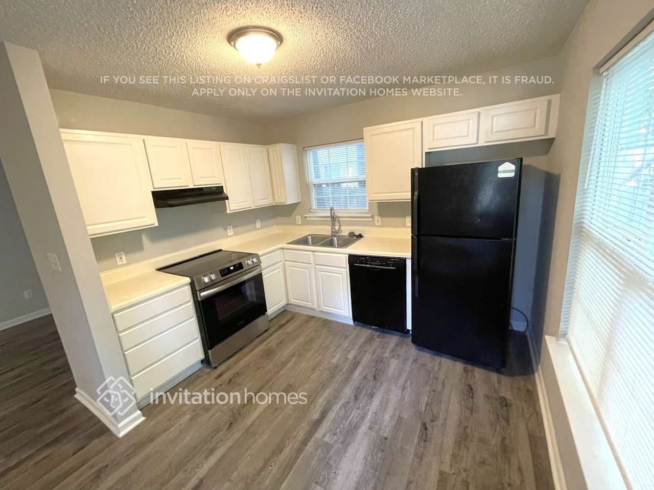 6022 Country Walk Dr - Photo 6 of 15