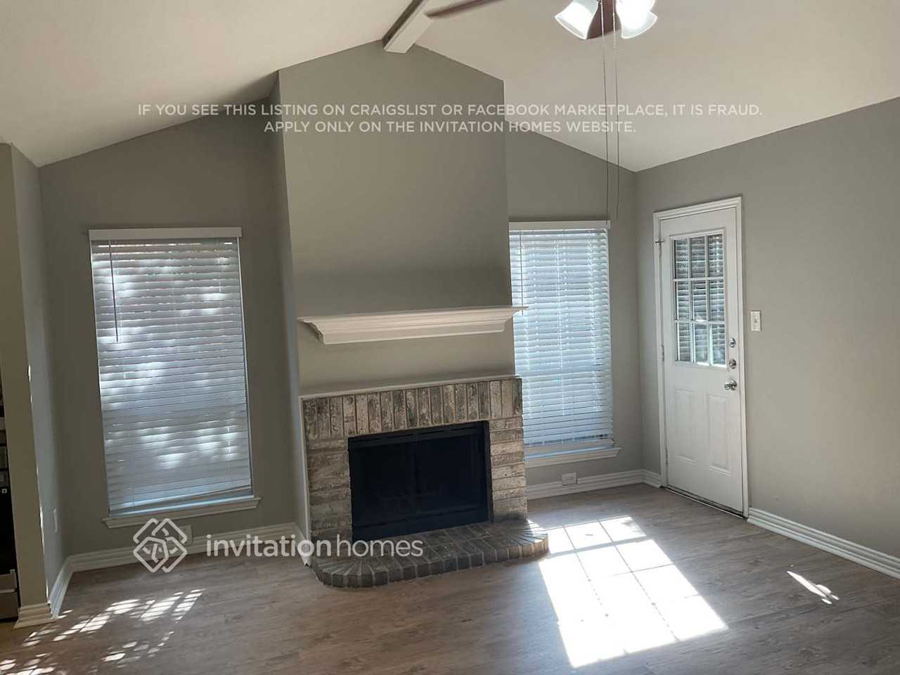 1216 Hidden Creek Dr - Photo 3 of 11