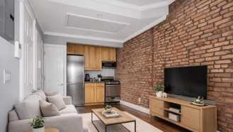 521 E 5th St #4B - Photo 1 of 1