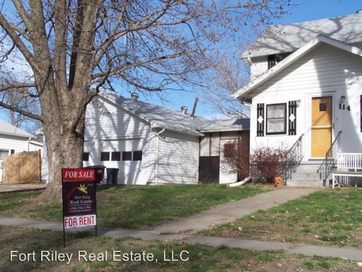 114 River St - Photo 3 of 28