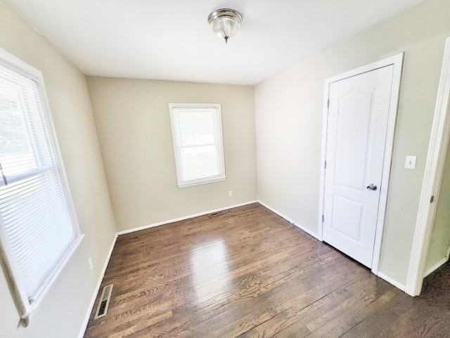 6006 E 96th St - Photo 5 of 20