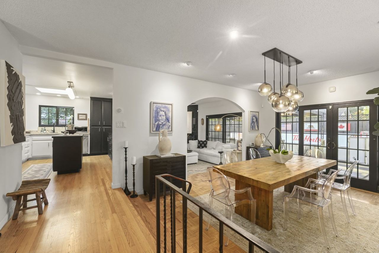 4763 Golden Rd #1 - Photo 4 of 30