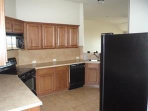 102 Aguilar Dr #1 - Photo 4 of 10