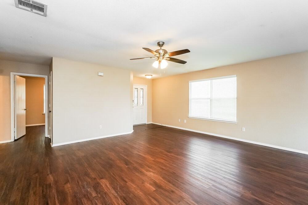 348 Dakota Ridge Dr - Photo 6 of 16