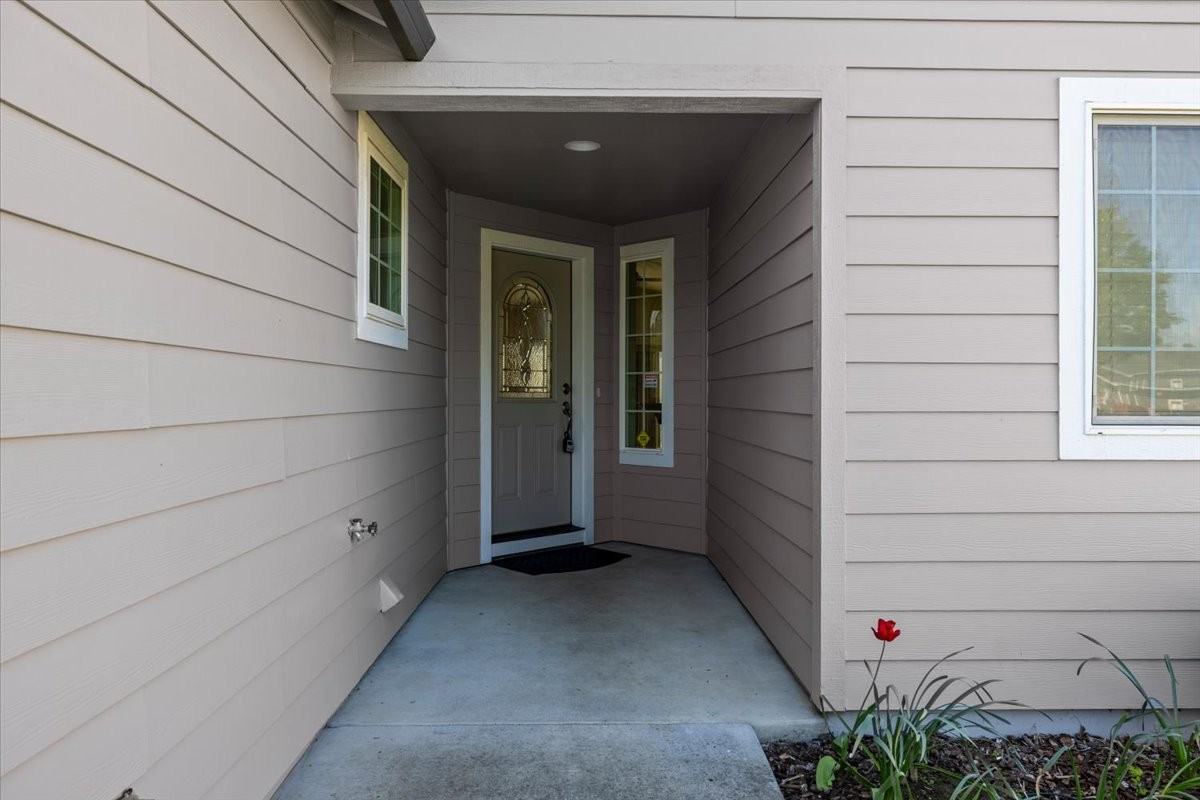 1041 Compton Way #1 - Photo 5 of 24