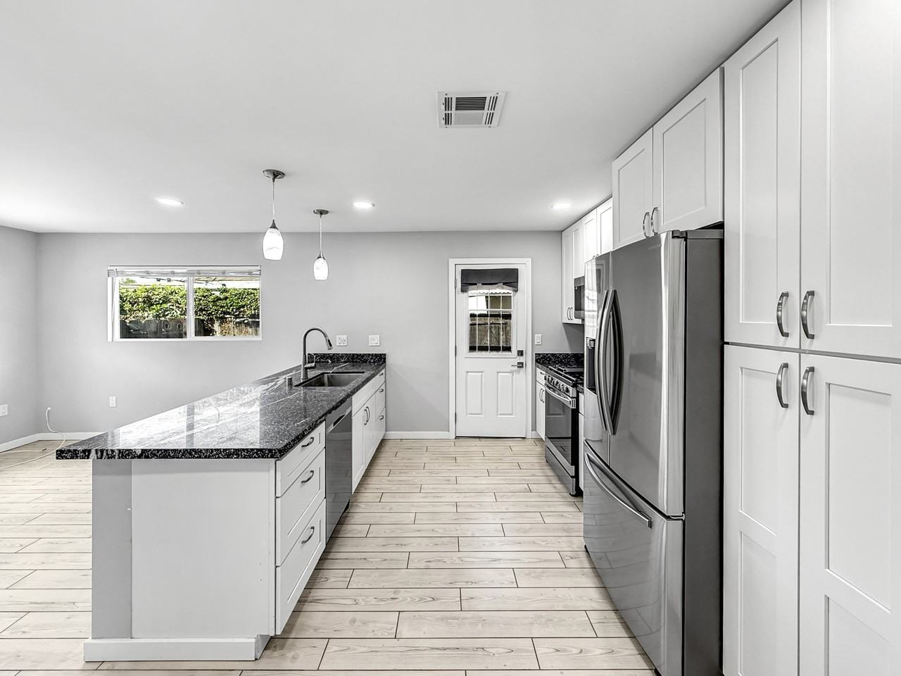 6123 Horton Dr #1 - Photo 5 of 16