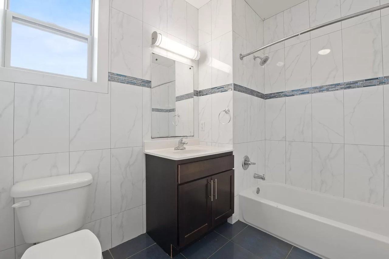 6400 Jefferson Street Rentals - 204MGMT #204 - Photo 3 of 15