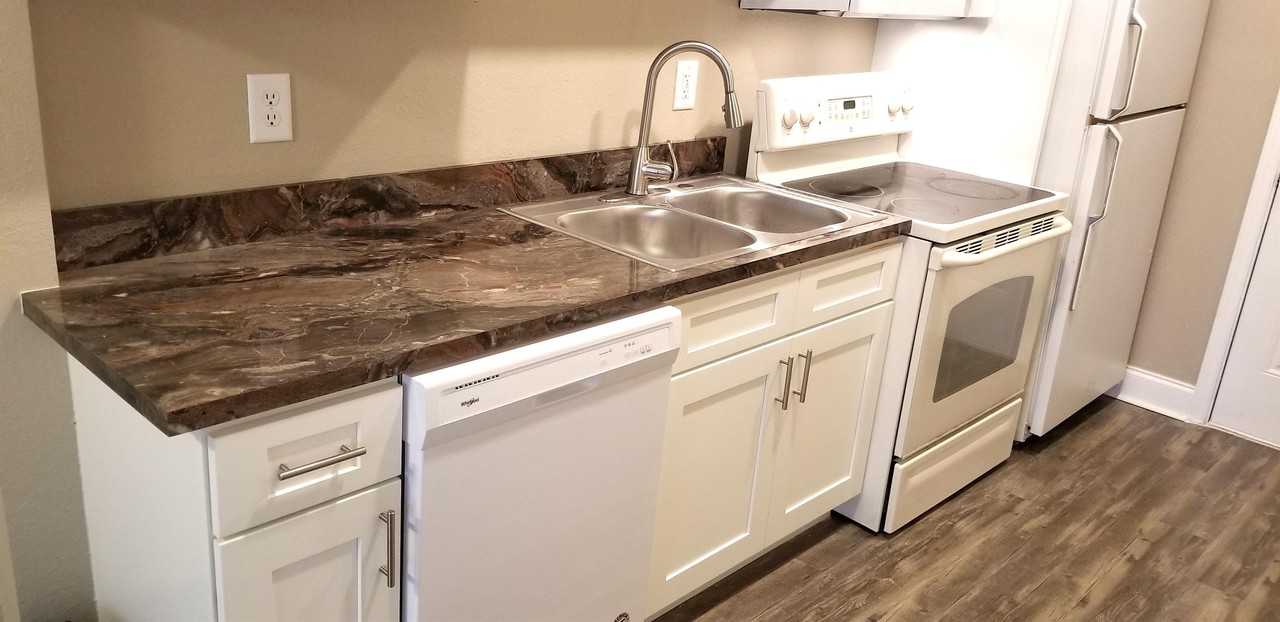 520 15th St N #3 - Photo 6 of 15