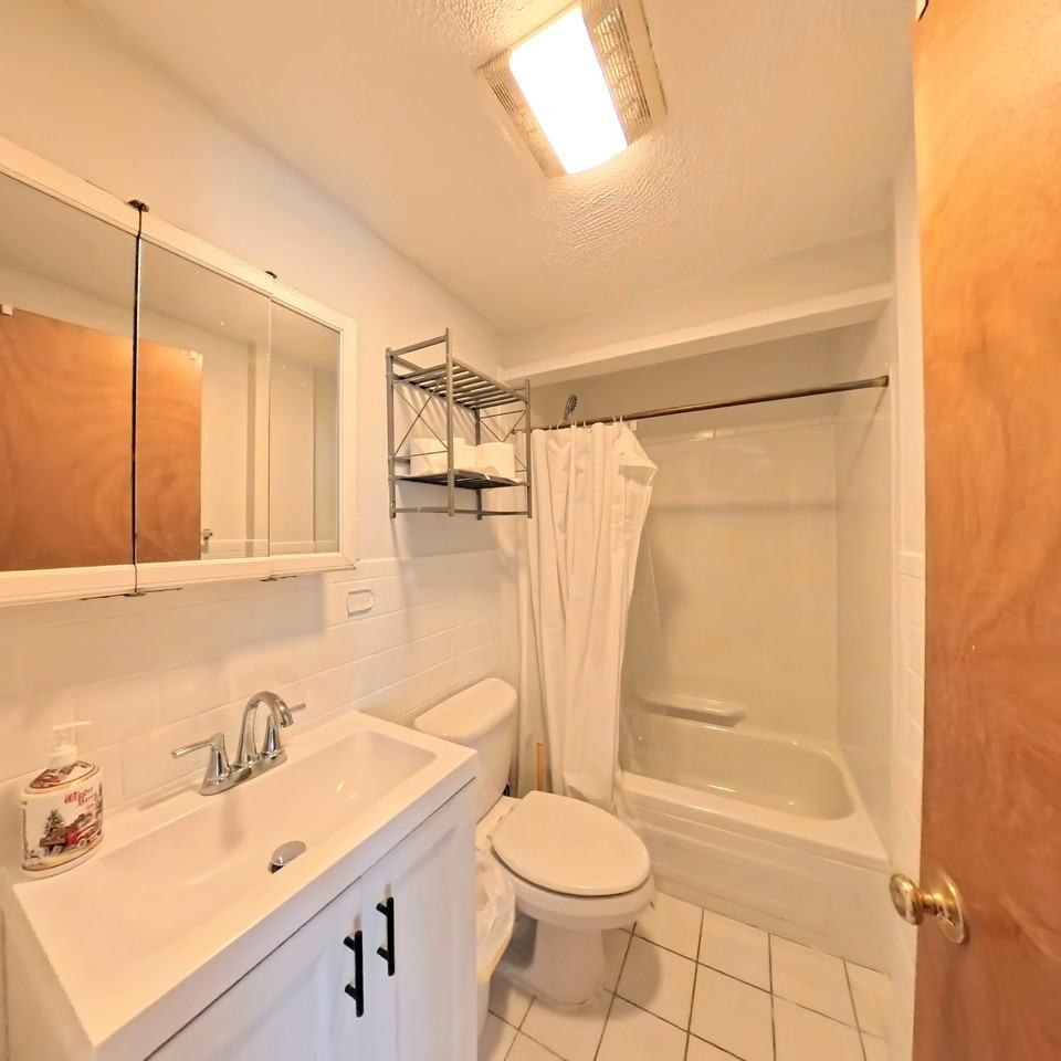306 Prospect St #3 - Photo 5 of 9