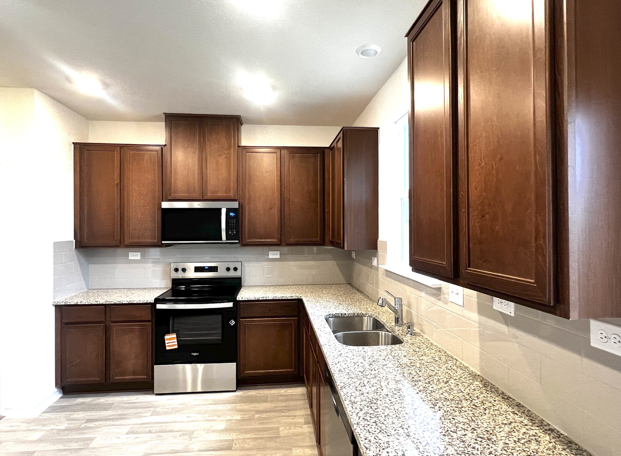 7510 Fishbowl Ln #1 - Photo 2 of 11