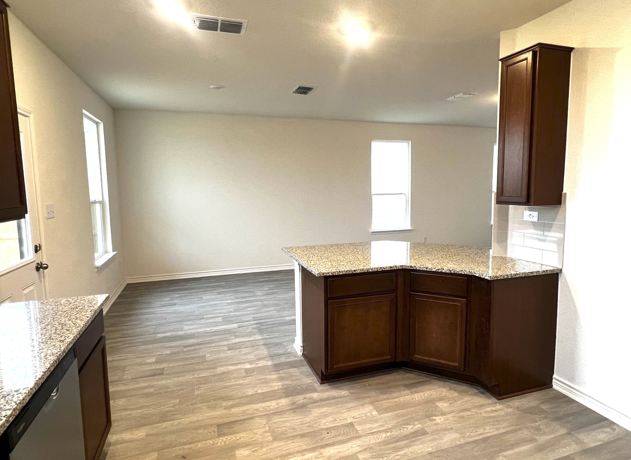 7510 Fishbowl Ln #1 - Photo 4 of 11