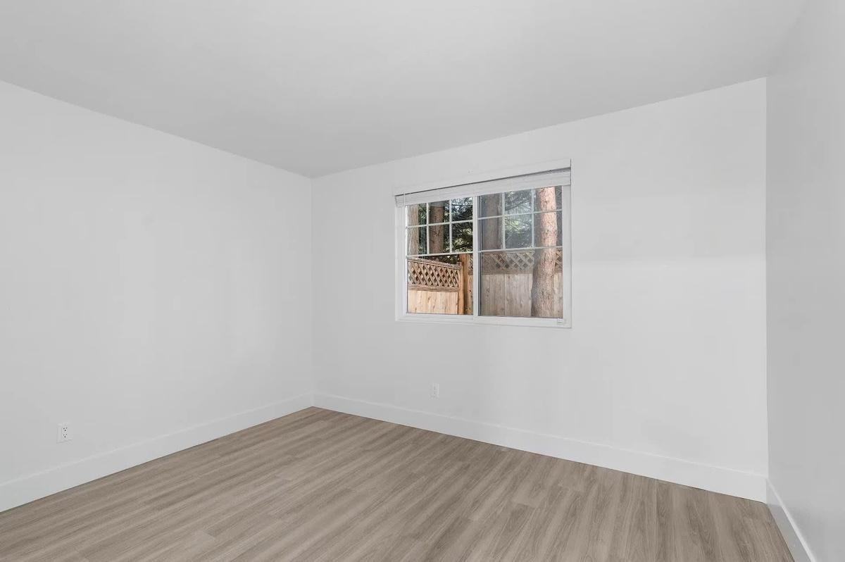 6208 Ne 17th Ave - Photo 7 of 24