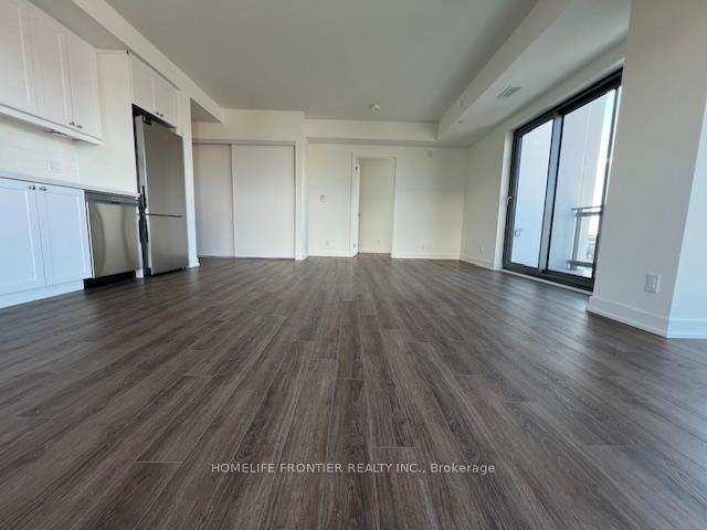 51 Clarington Boulevard #1213 - Photo 4 of 11