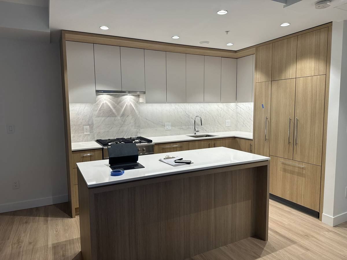 6000 Irmin Street - Photo 3 of 18