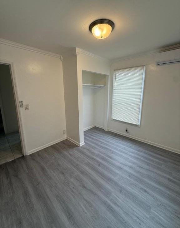 818 9th St - Photo 4 of 12