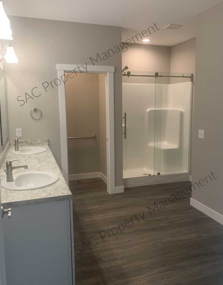 10811 Fenton Cv #10811 - Photo 4 of 8