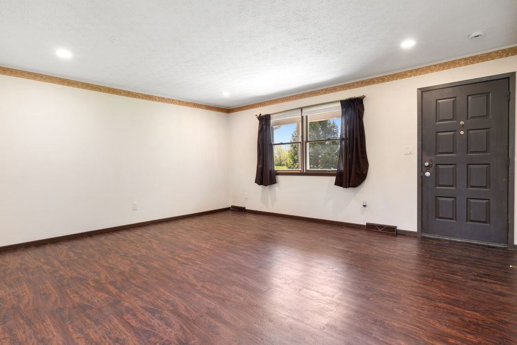 270 W Orange Rd #1 - Photo 2 of 26