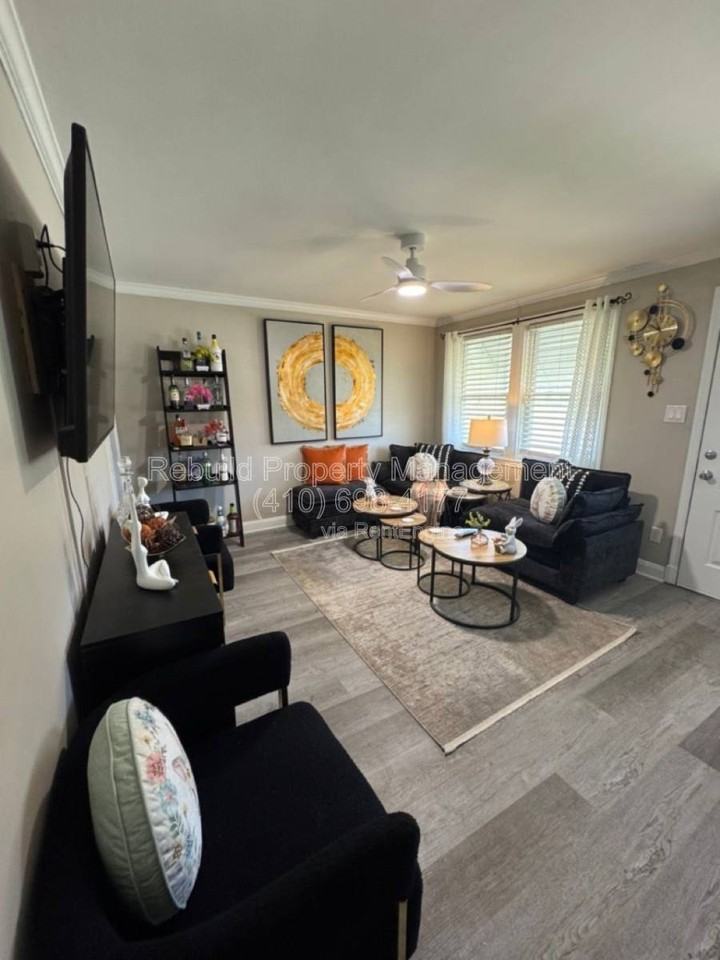 4120 Dudley Ave - Photo 3 of 10