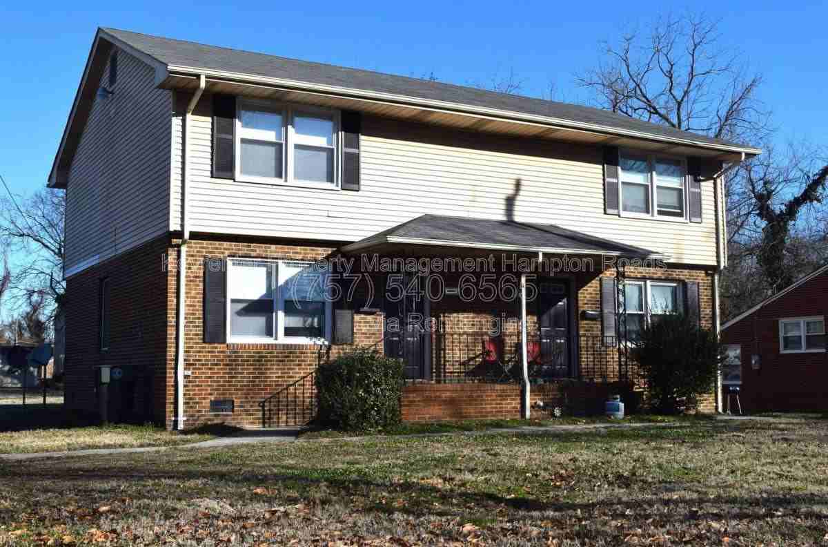 215A Settlers Landing Rd - Photo 2 of 10