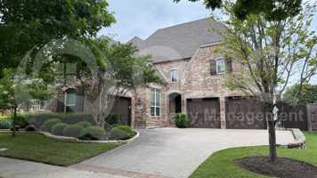 featured image of 14886 Foxbriar Ln